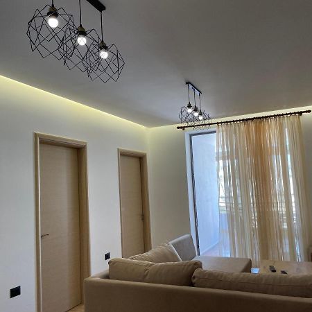 Suites Kozi Sarandë Esterno foto