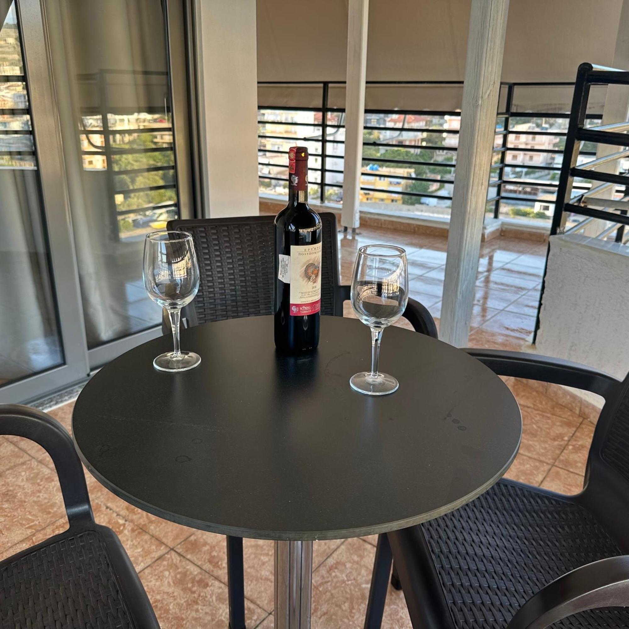 Suites Kozi Sarandë Esterno foto