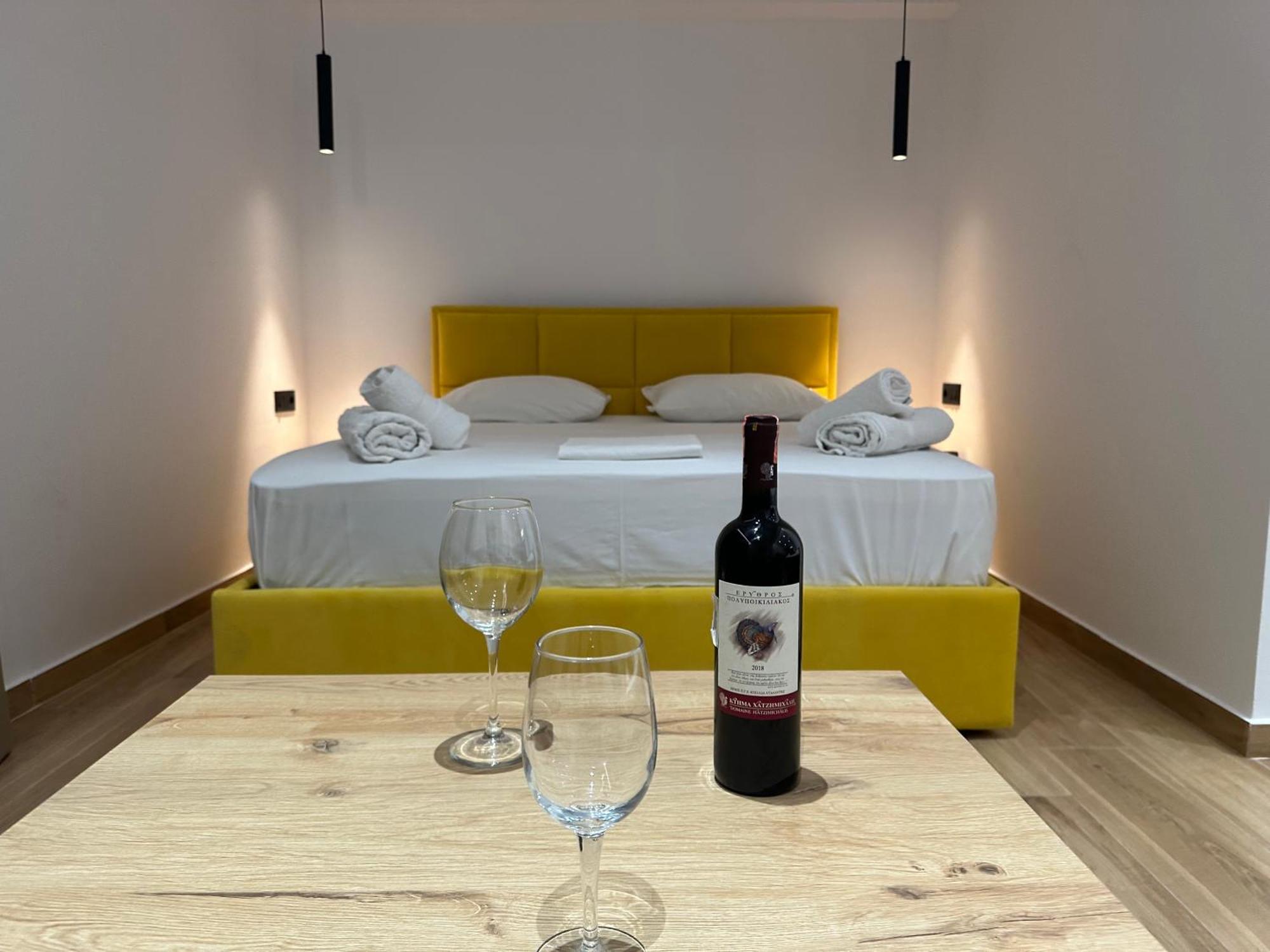 Suites Kozi Sarandë Esterno foto