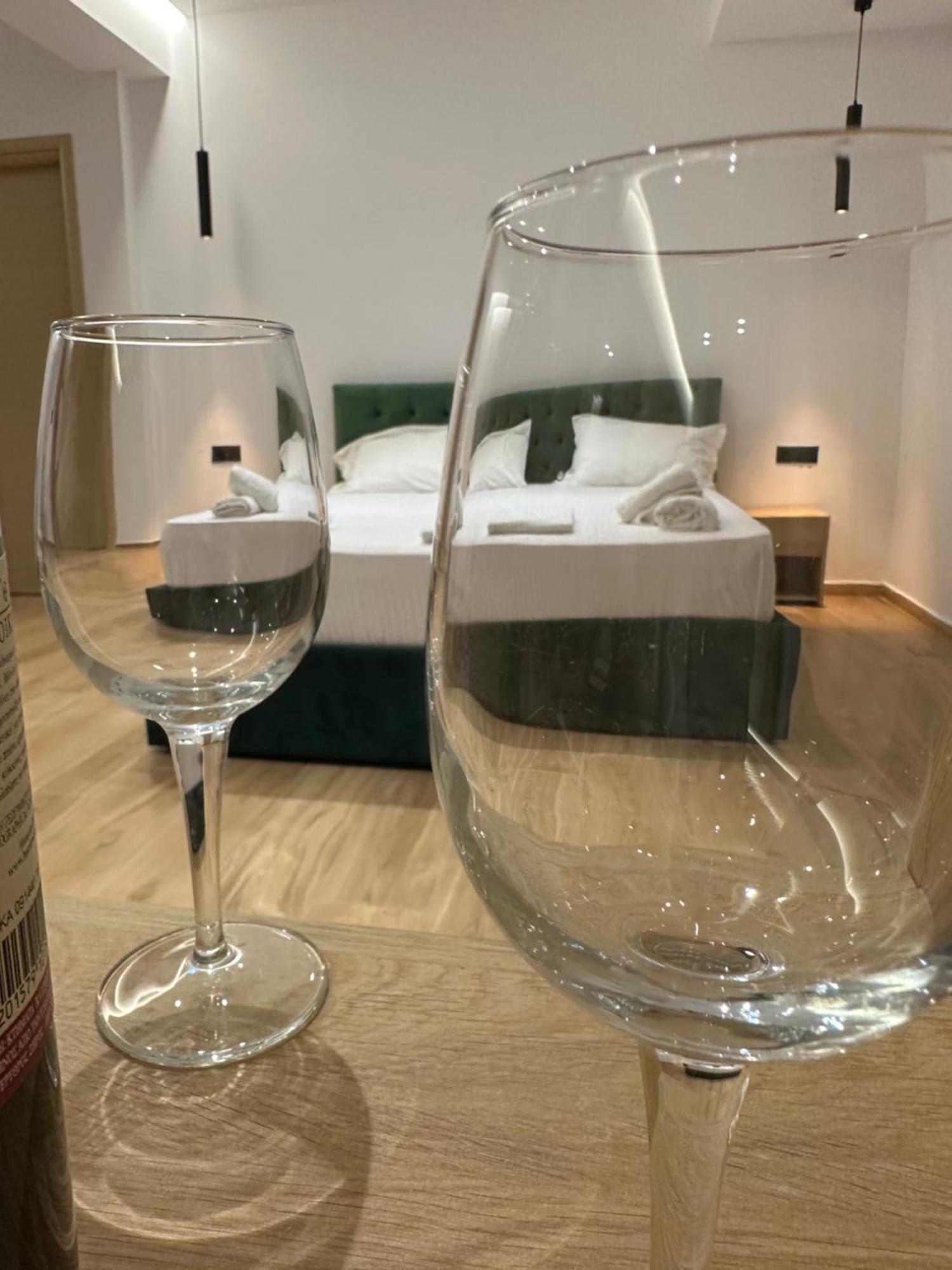 Suites Kozi Sarandë Esterno foto