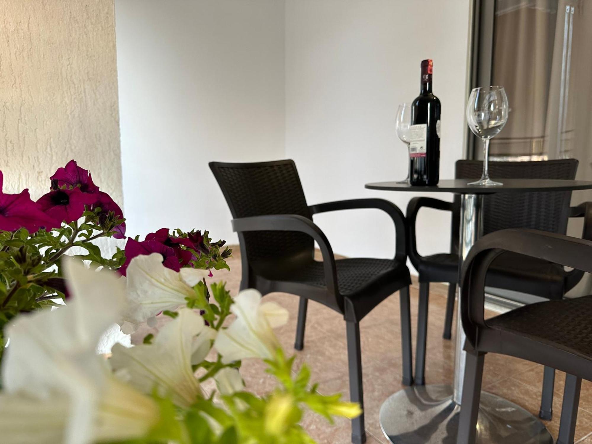 Suites Kozi Sarandë Esterno foto