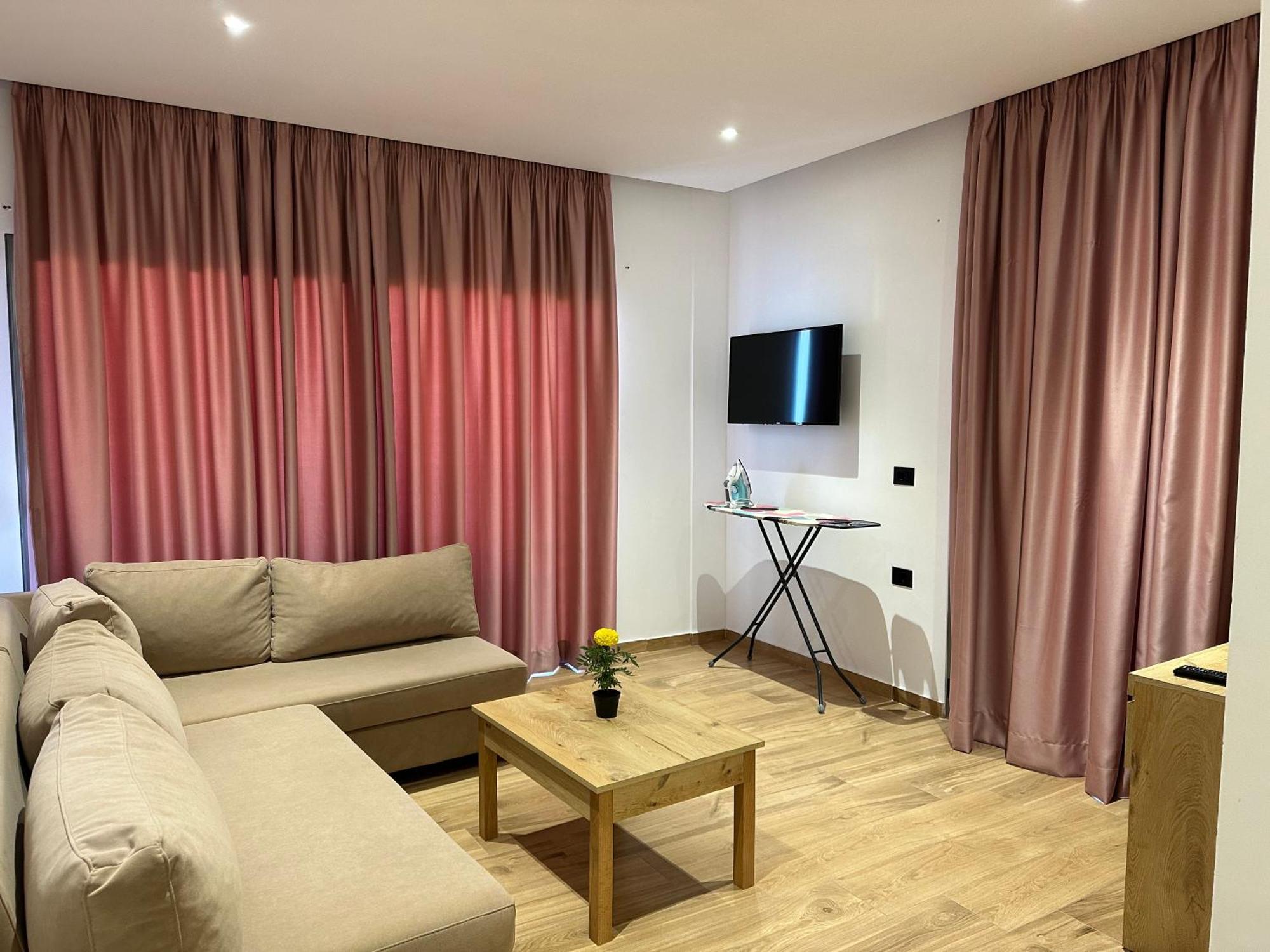 Suites Kozi Sarandë Esterno foto