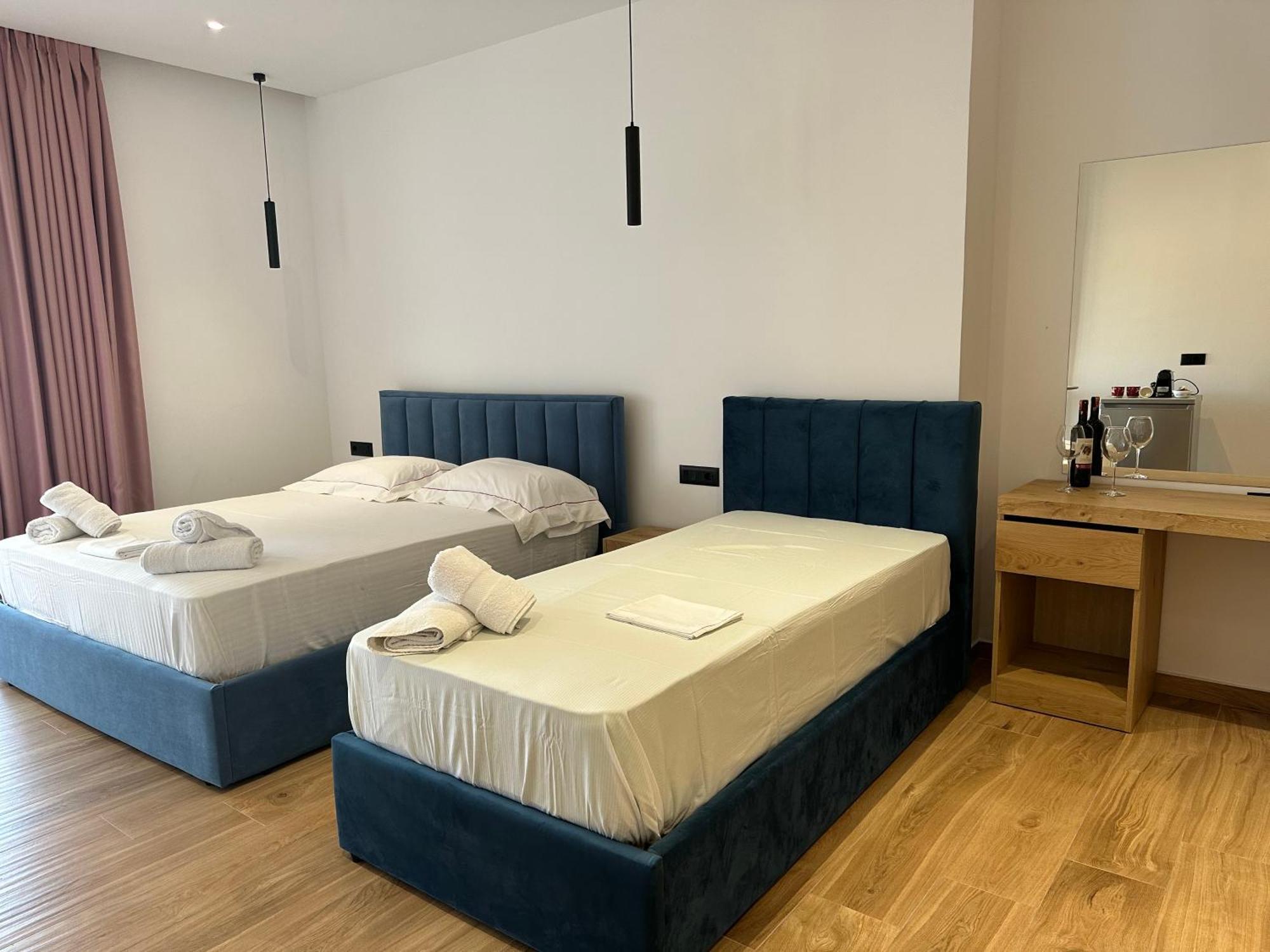 Suites Kozi Sarandë Esterno foto