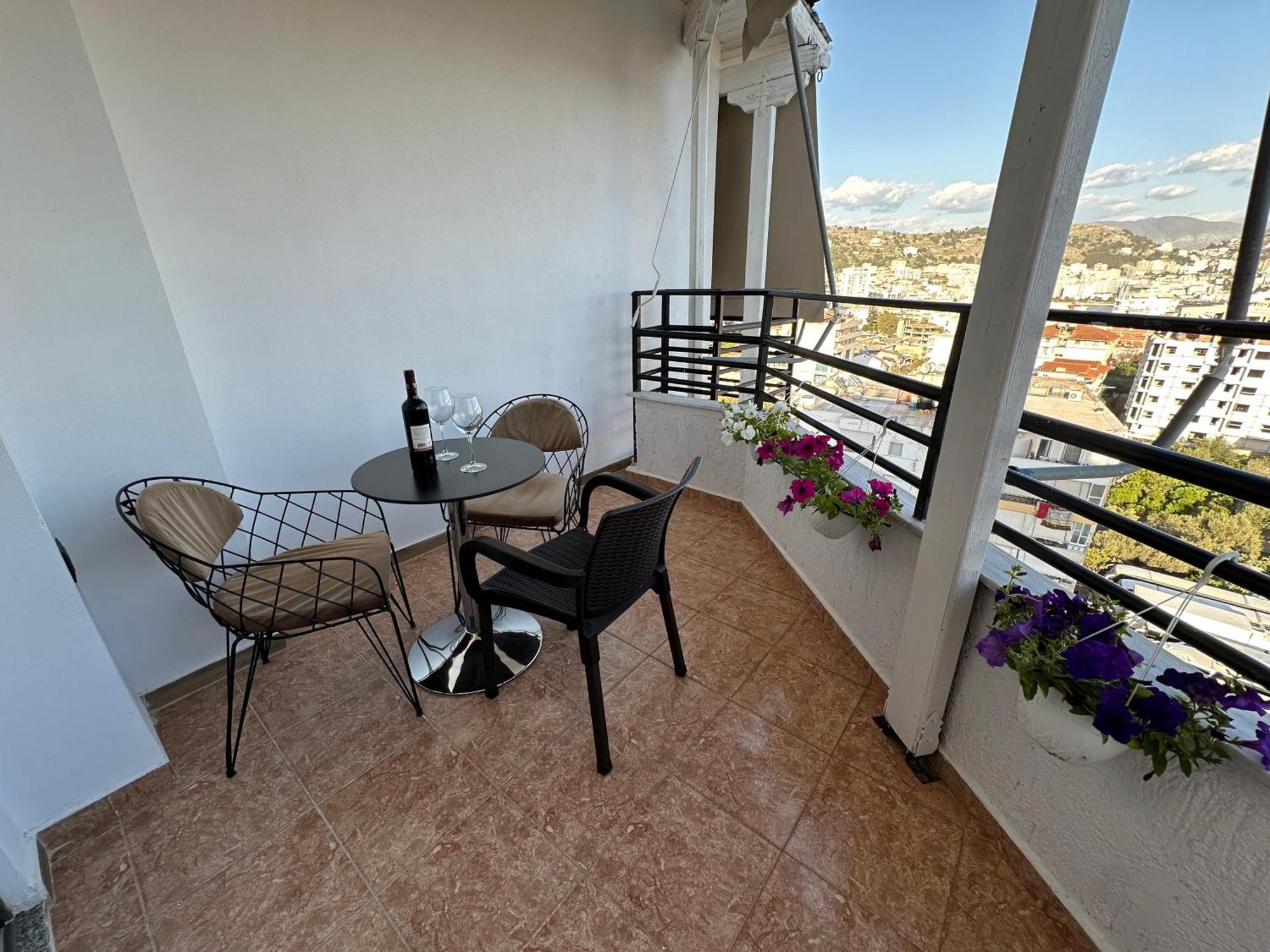 Suites Kozi Sarandë Esterno foto