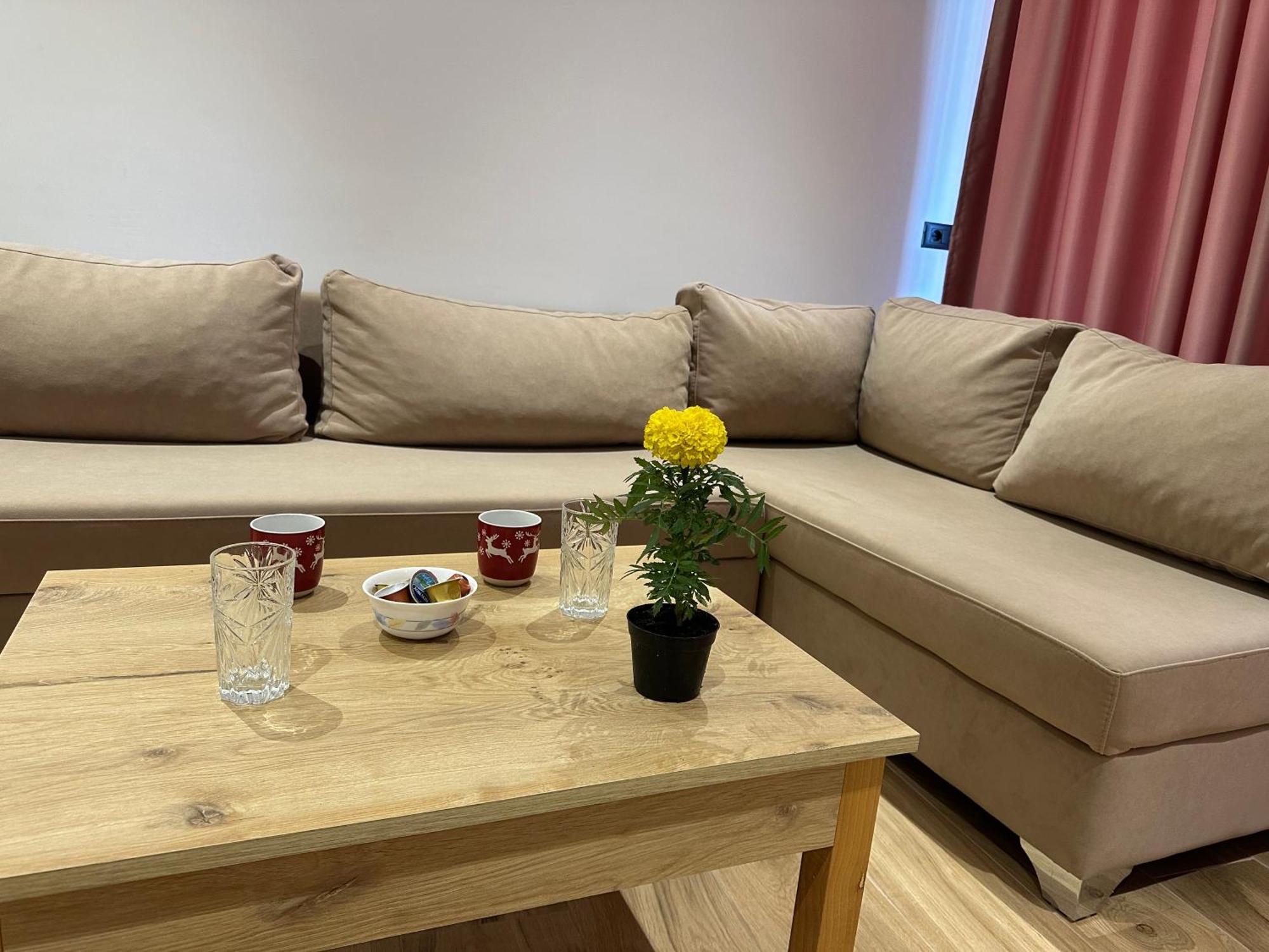 Suites Kozi Sarandë Esterno foto