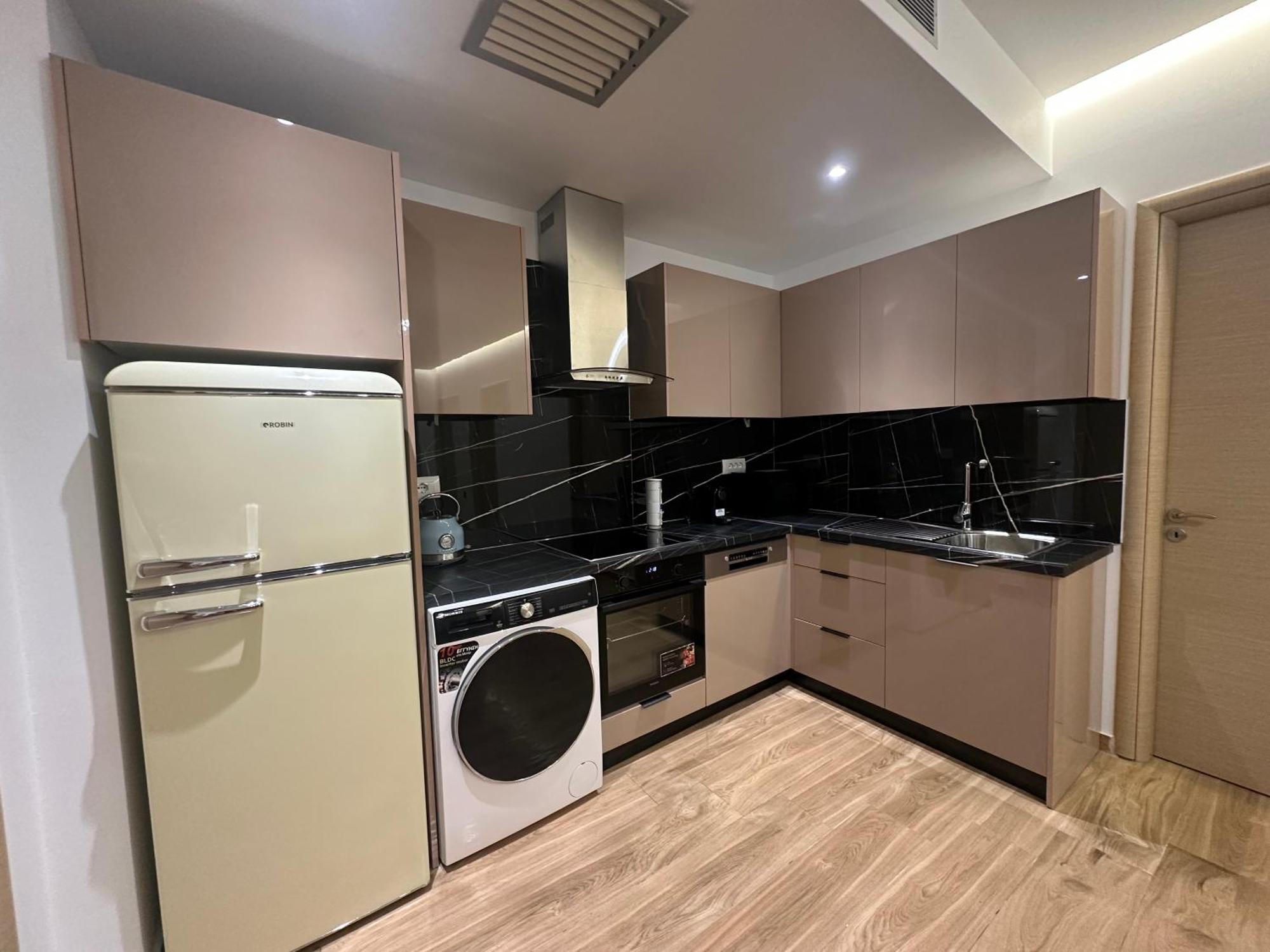 Suites Kozi Sarandë Esterno foto